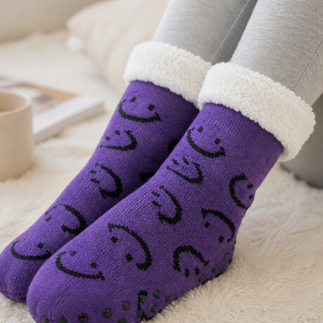 Pantuflas medias con corderito Carita Feliz Violeta