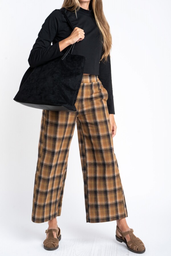 Polera Algodón Elastano Negro