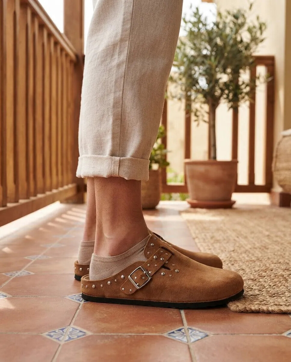 Zuecos Oreiro - Beige 