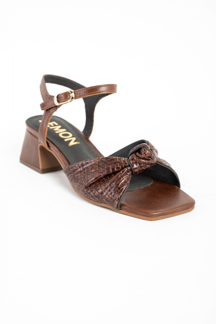 Sandalias De Cuero Taco Cuadrado Chocolate