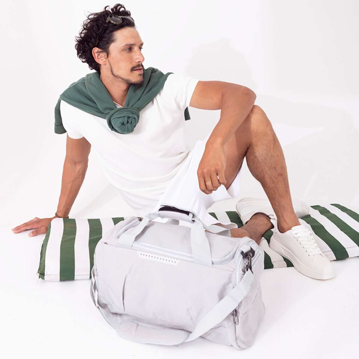 Bolso deportivo Fox News - Cemento 