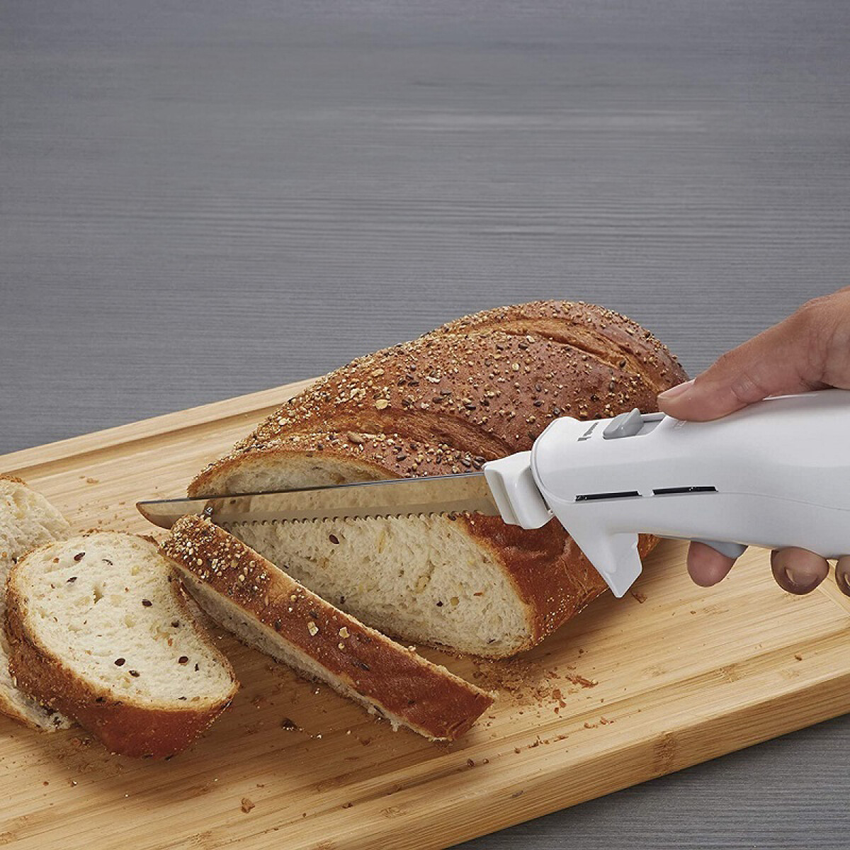 Cuchillo eléctrico para cortar pan y carnes 