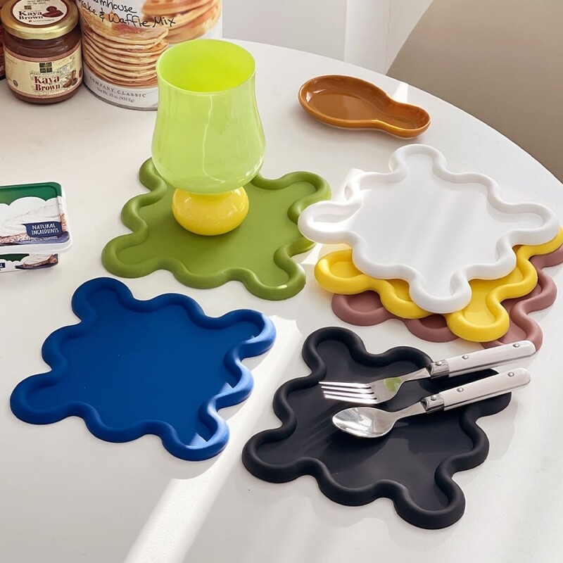 Posavasos ondeado de colores verde
