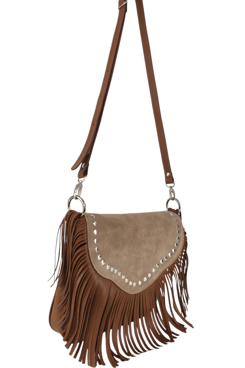 Cartera con flecos y solapa Tostado