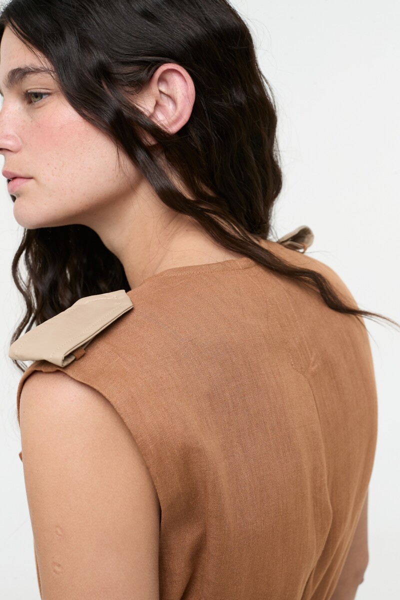CHALECO LARGO Camel