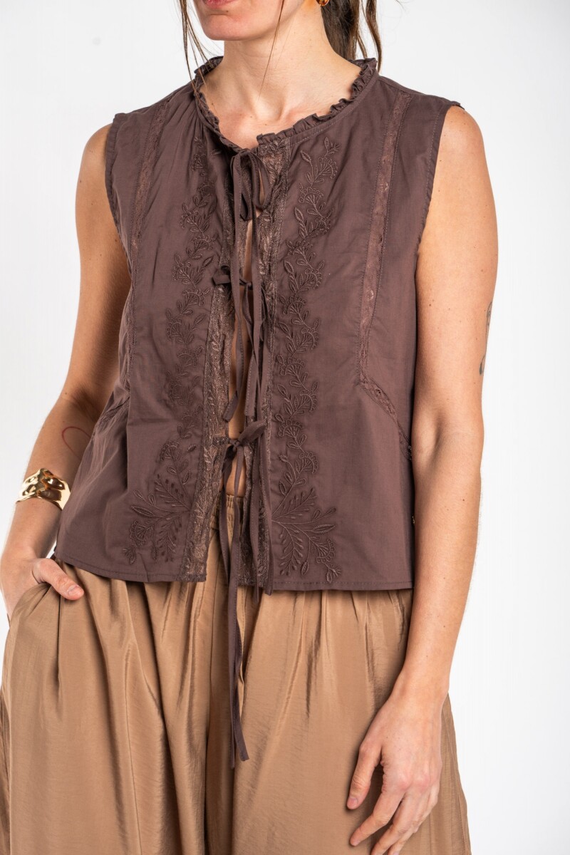 Blusa Bordada Marron