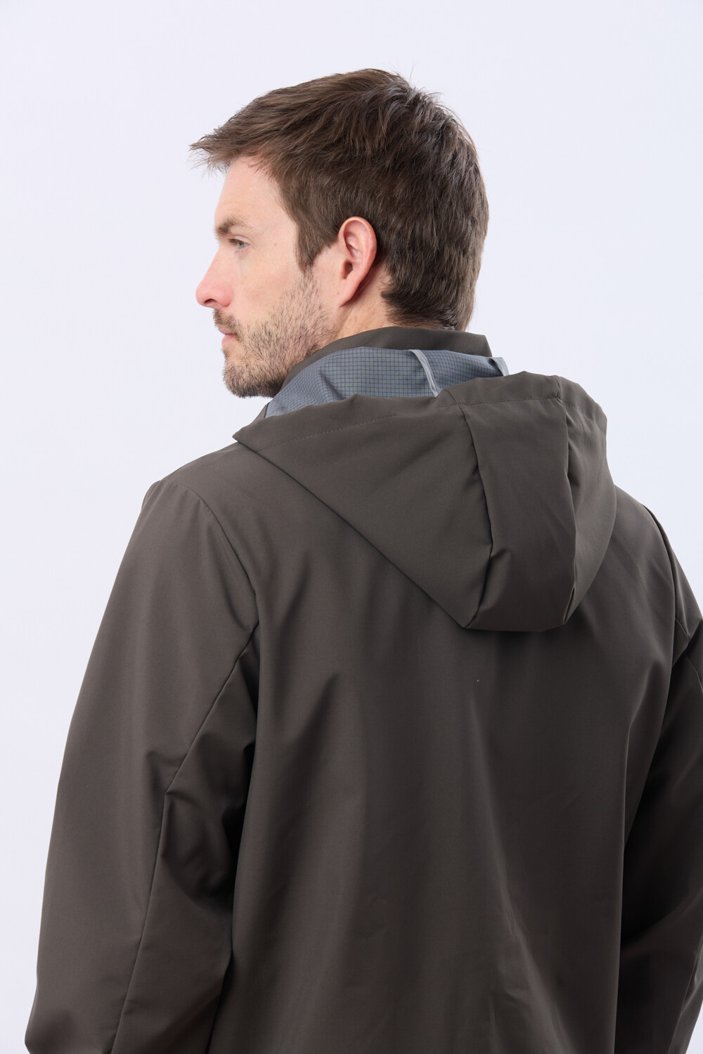 CAMPERA CON CAPUCHA DESMONTABLE Gris Oscuro
