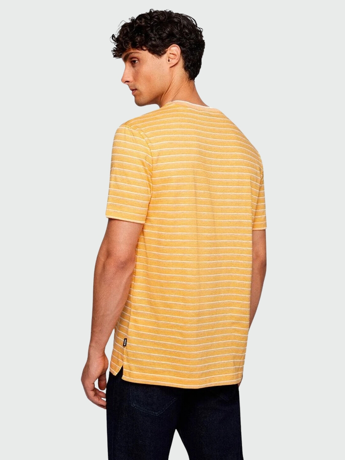 Hugo Boss -Remera de algodón regular fit, Tiburt-301 Maiz