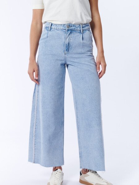 Pantalón De Jean Extra Claro