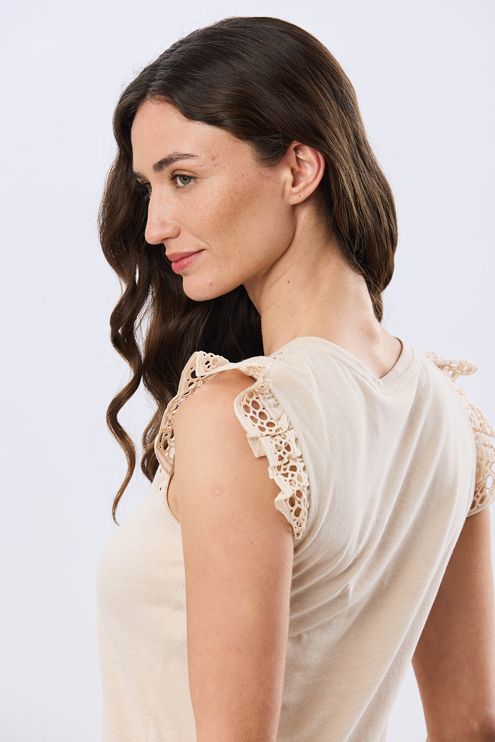 REMERA LISA DE ALGODÓN Beige
