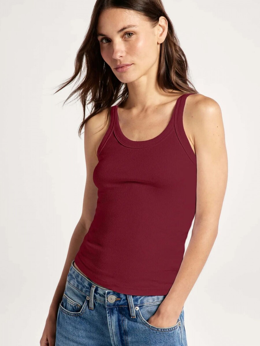MUSCULOSA BÁSICA SLIM - T-SHIRT MUSCULOSA FEM 