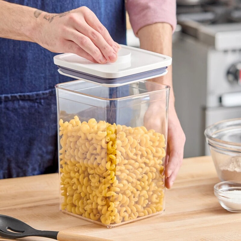 Contenedor mediano Oxo tapa blanca 3.78 lts Contenedor mediano Oxo tapa blanca 3.78 lts