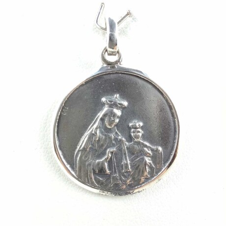 Medalla de plata 925, escapulario, (Sagrado Corazón y Virgen del Carmen). Medalla de plata 925, escapulario, (Sagrado Corazón y Virgen del Carmen).