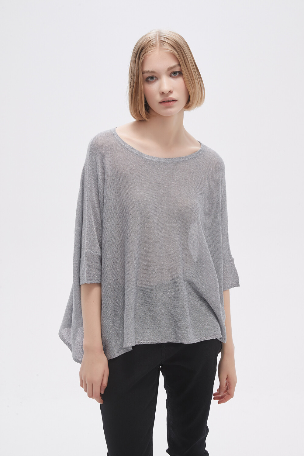 Remera Magnetus Plateado