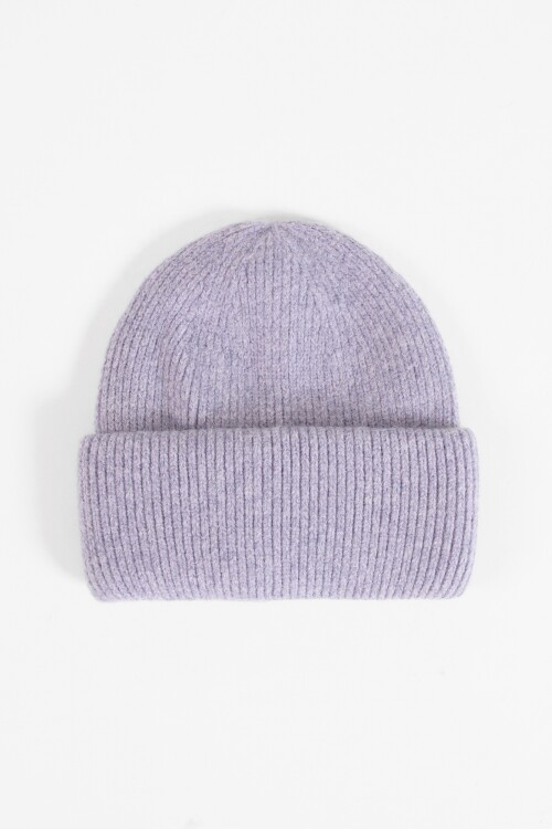 Gorro hilado lila