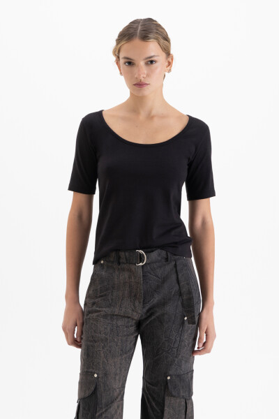 REMERA JOE Negro