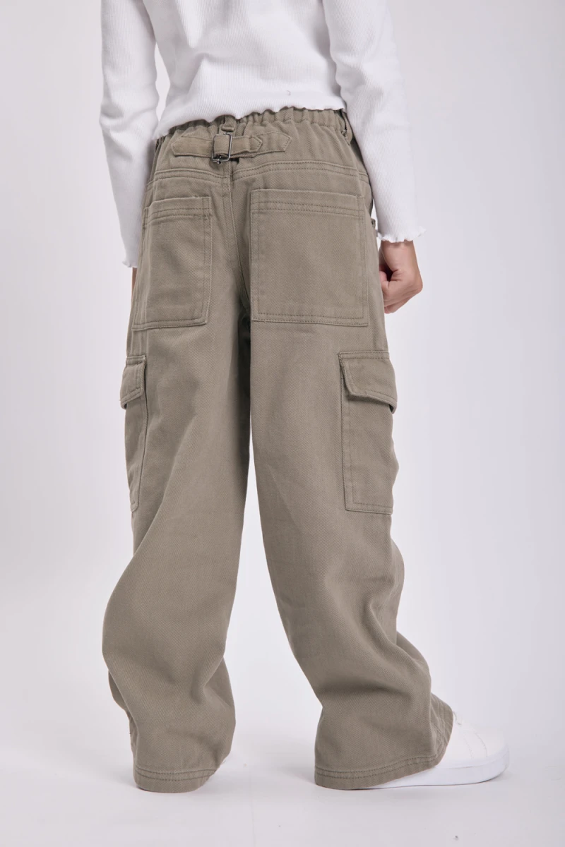 Pantalón jean cargo Verde