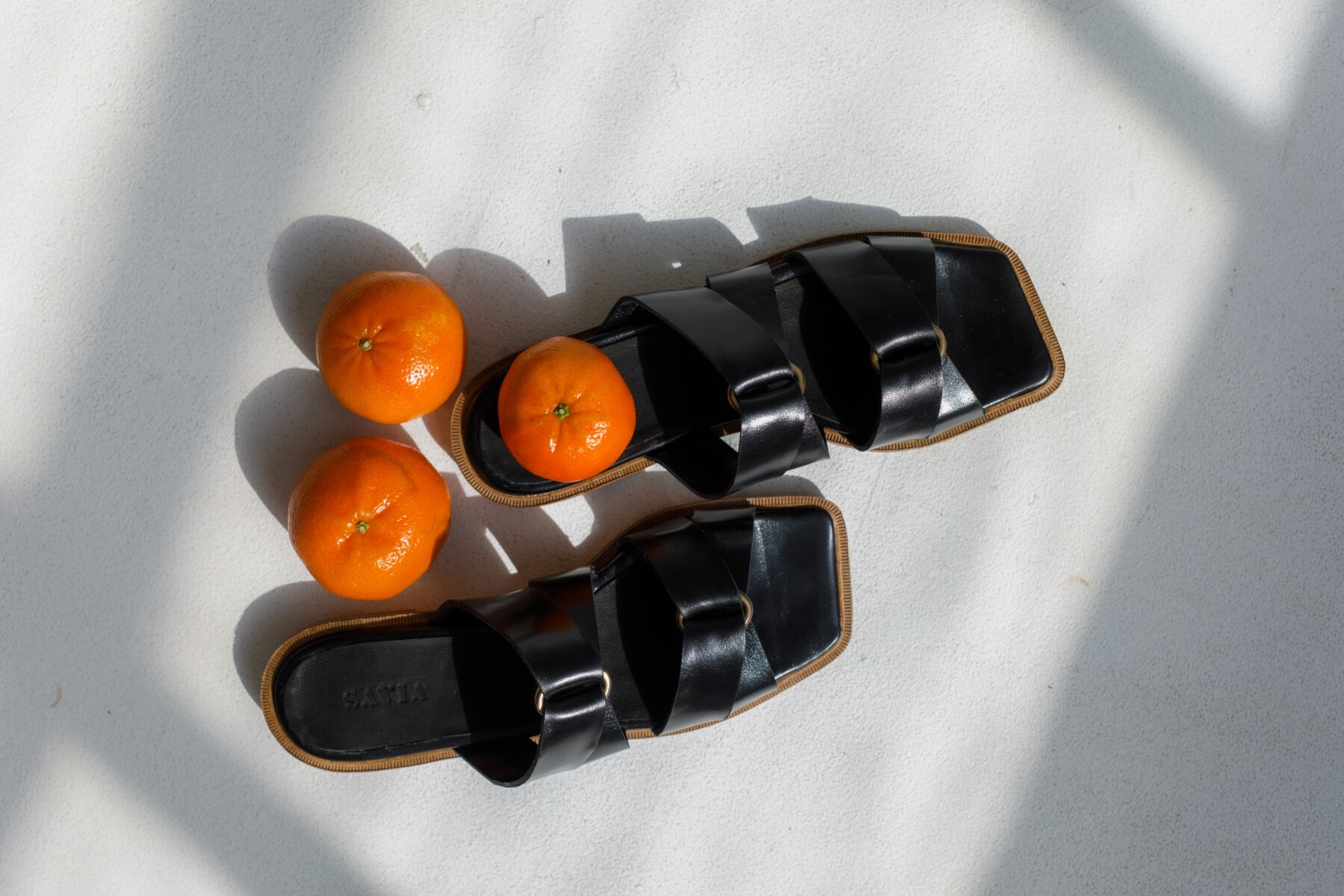 PRE VENTA SANDALIA NUDO - Negro 