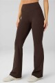 Pantalón Pureluxe High-Waisted Tlc Kick Flare Mujer Cacao