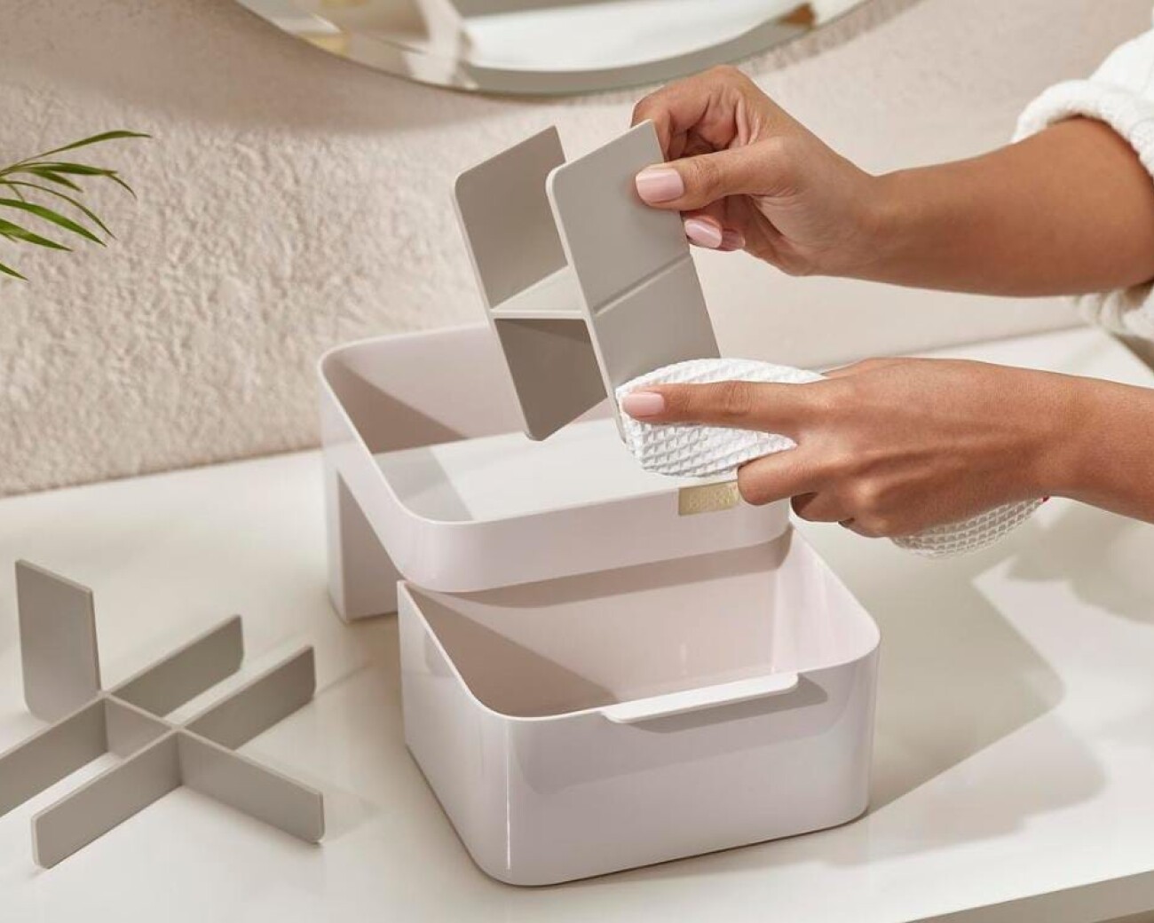 Organizador de cosméticos Viva con cajón (mediano) Organizador de cosméticos Viva con cajón (mediano)