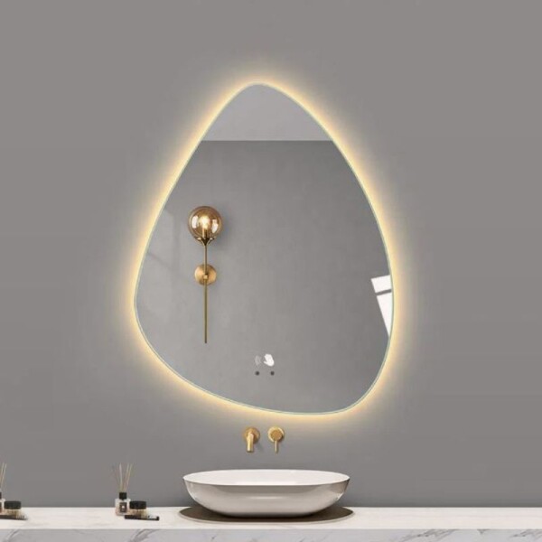 ESPEJO IRREGULAR CON LUZ LED 60 X 80 CM - E103 ESPEJO IRREGULAR CON LUZ LED 60 X 80 CM - E103