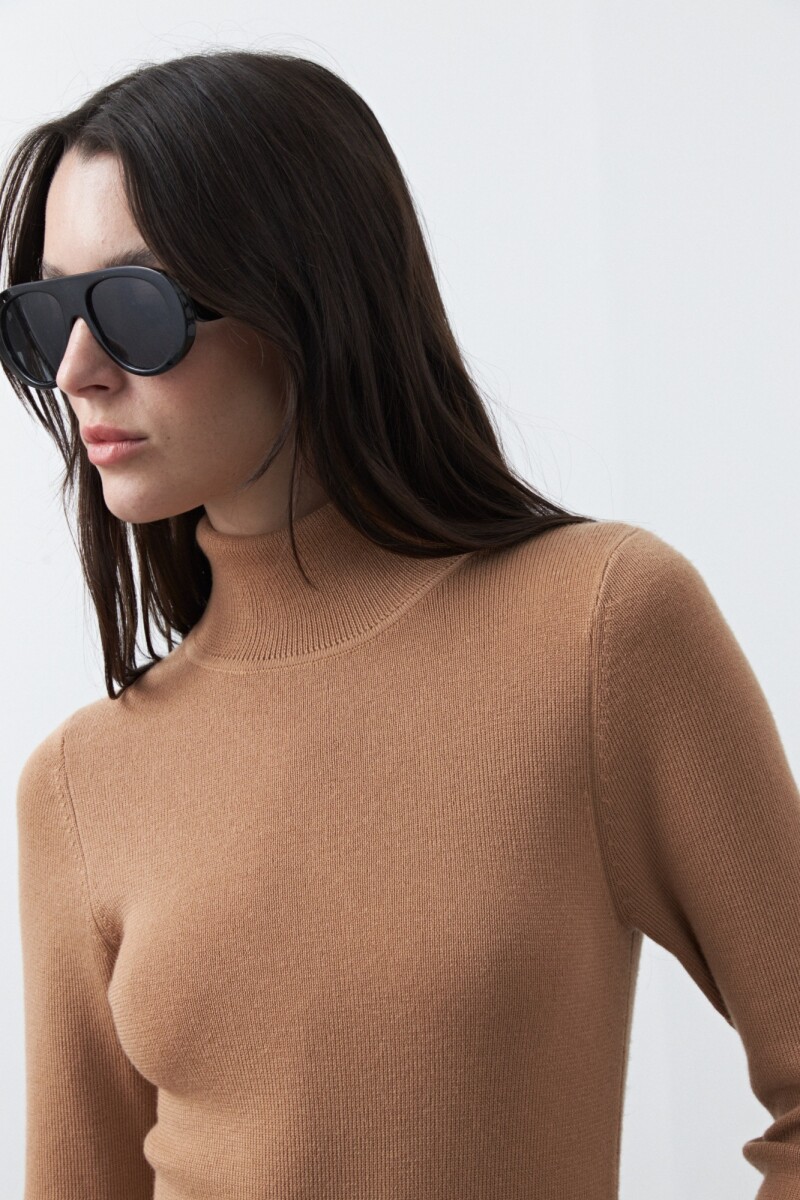 POLERA CAPANTI Rosa Tostado