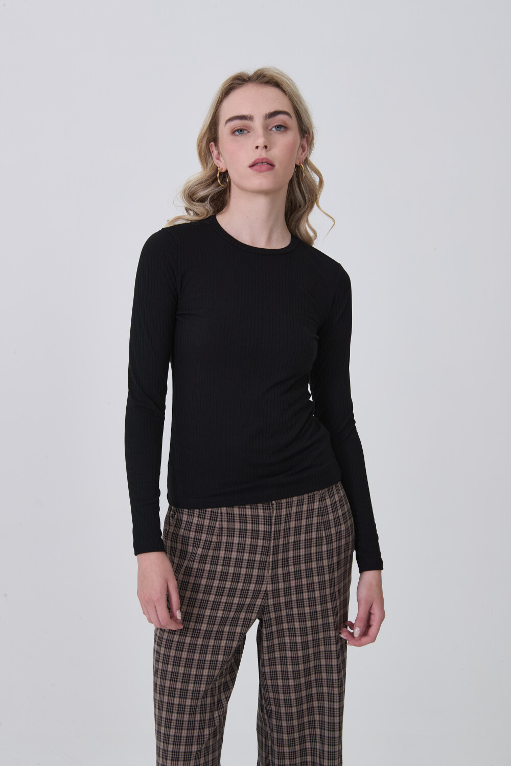 Remera Zacatlan Negro