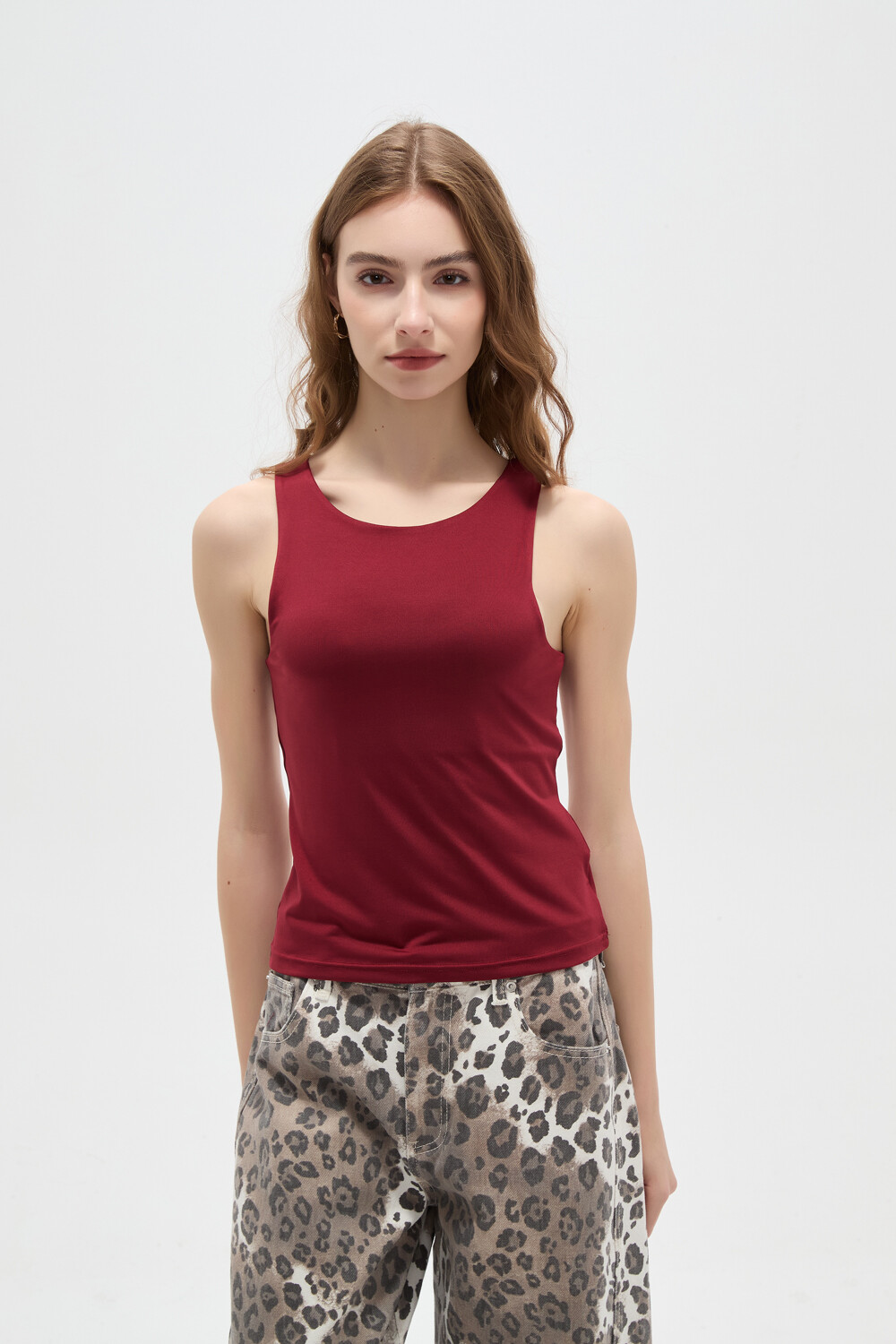 Musculosa Onesti Cereza Oscuro