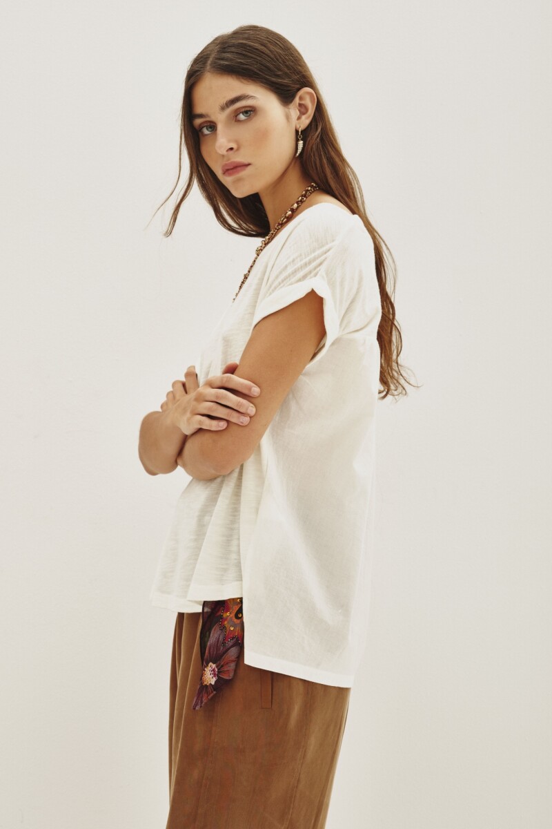 Remera Ambar Crudo