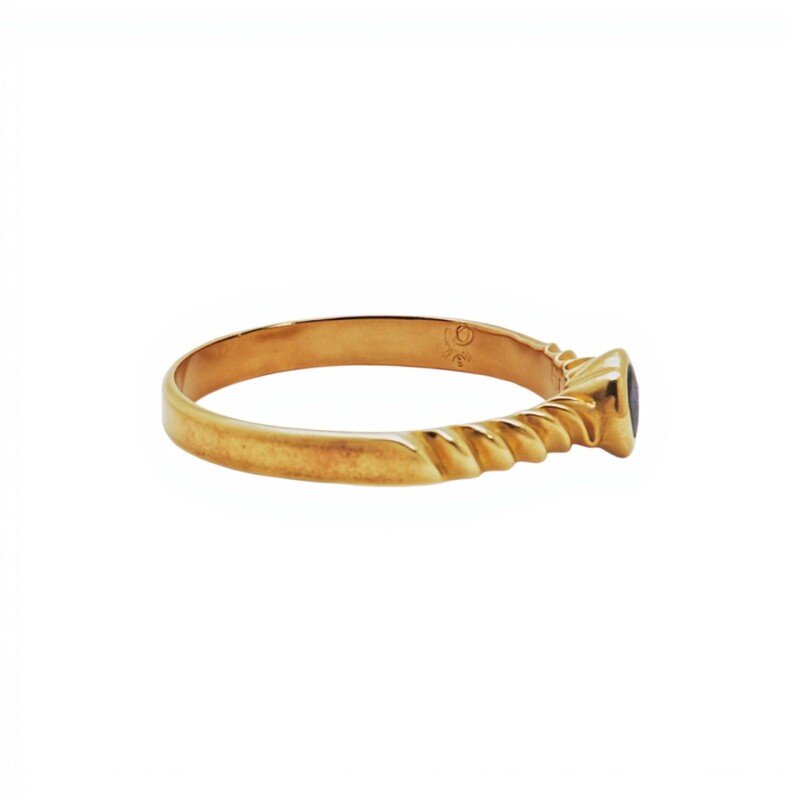 Anillo Solitario-Oro Bajo-Piedra Zafiro-AN8104 conpiedra