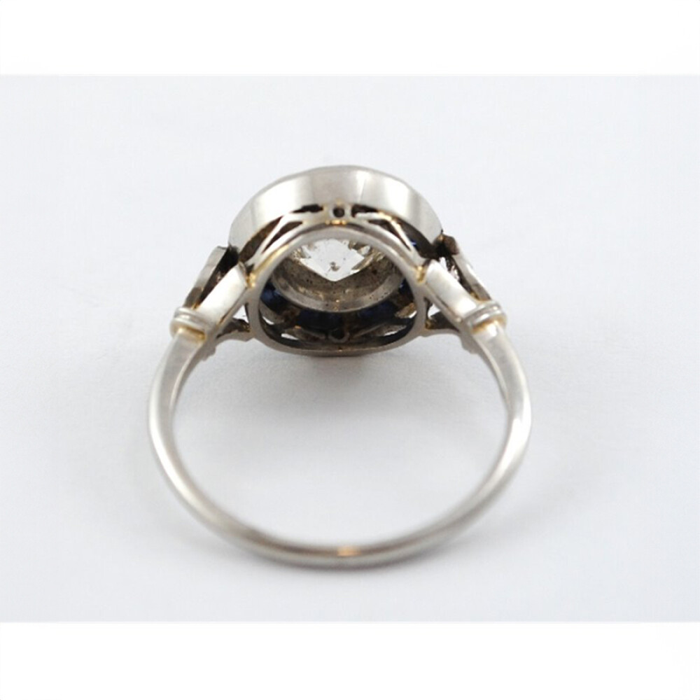 Anillo platino, brillantes y zafiros sintéticos Anillo platino, brillantes y zafiros sintéticos