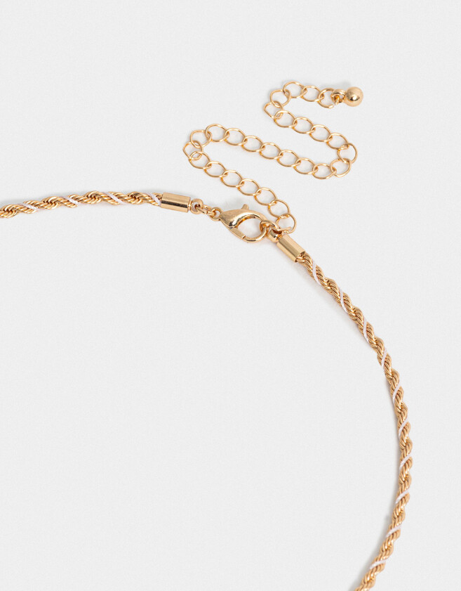 Cadena Corta con Dije Capsula Especial Cadena Corta Con Dije Corazón Piedra - Dorado