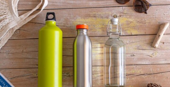 Razones por las cuales todos necesitamos una botella de agua reutilizable en nuestras vidas