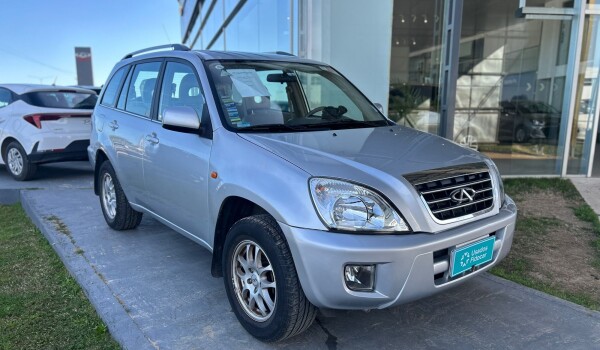 Chery Tiggo FL 2.0 4X4 MT 2012 Chery Tiggo FL 2.0 4X4 MT 2012