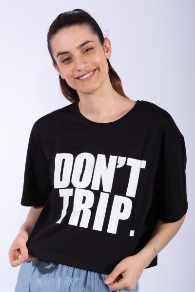 Remera don´t trip Negro