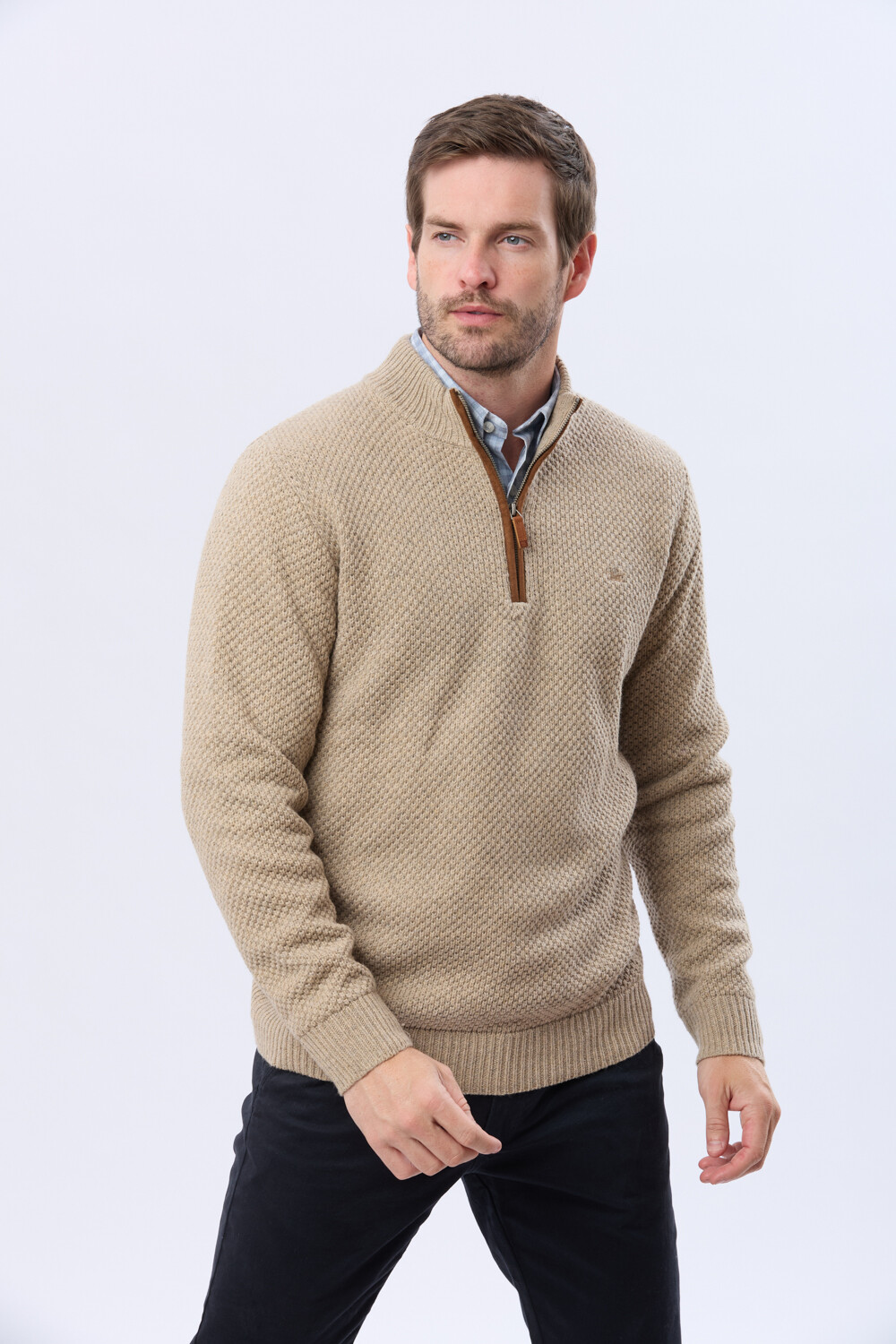 BUZO TEJIDO TEXTURADO Beige