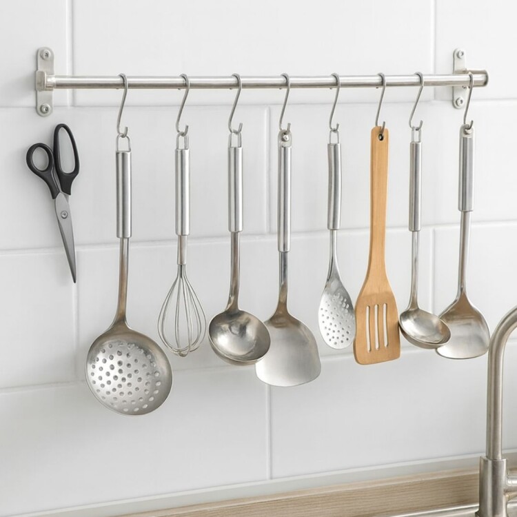 SOPORTE DE COCINA ACERO INOX 8 GANCHOS 50CM PLATA