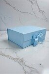 Caja Rigida Plegable con iman 24,5x33x12 cm - CELESTE Caja Rigida Plegable con iman 24,5x33x12 cm - CELESTE