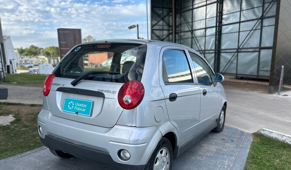 Chevrolet Spark 1.0 LS - 2013 Chevrolet Spark 1.0 LS - 2013