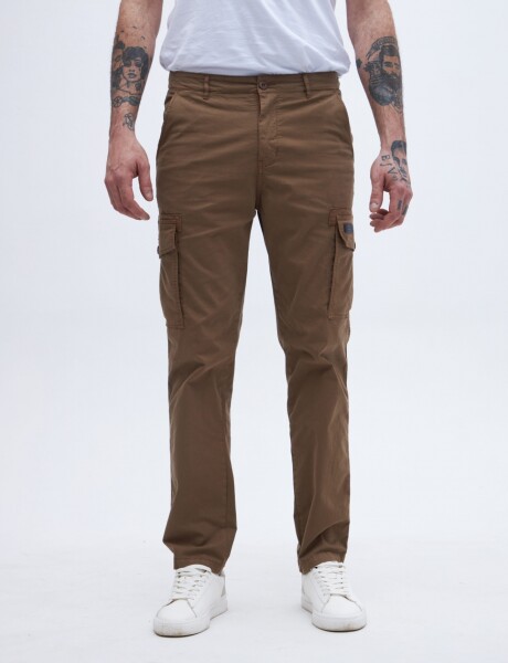 Pantalón cargo Roque Tostado