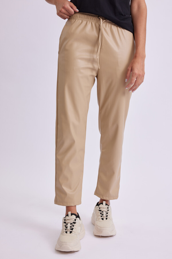 Pantalón pu Beige