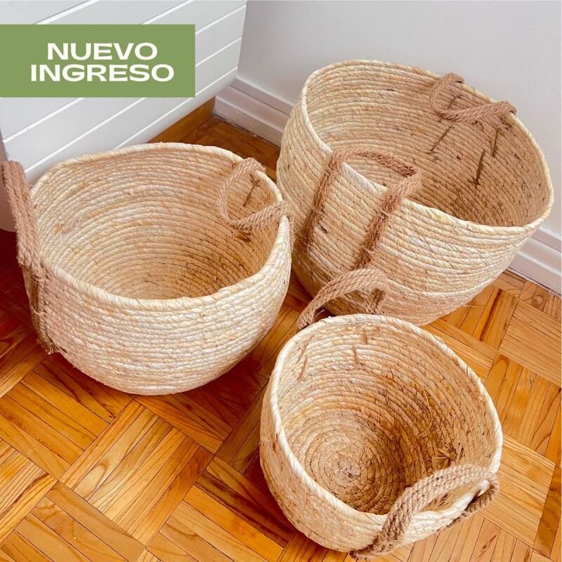 HN03 Set X3 Canastos De Ratan Con Asas 22x17 / 25x20 / 30x25 - Natural