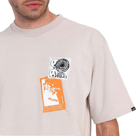 Remera Vans Punk Patch Beige