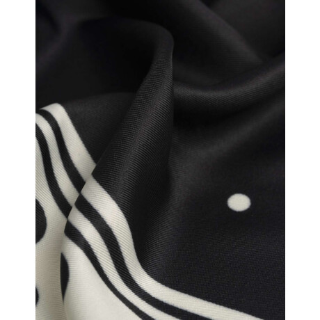 Pañuelo De Material Reciclado Estampado Lunares