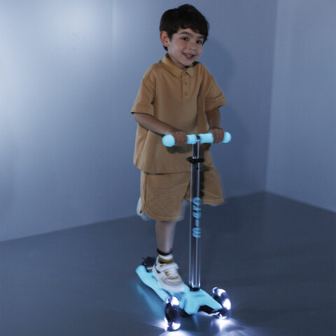 Monopatín Micro Maxi Glow LED Ajustable con 3 Ruedas AZUL