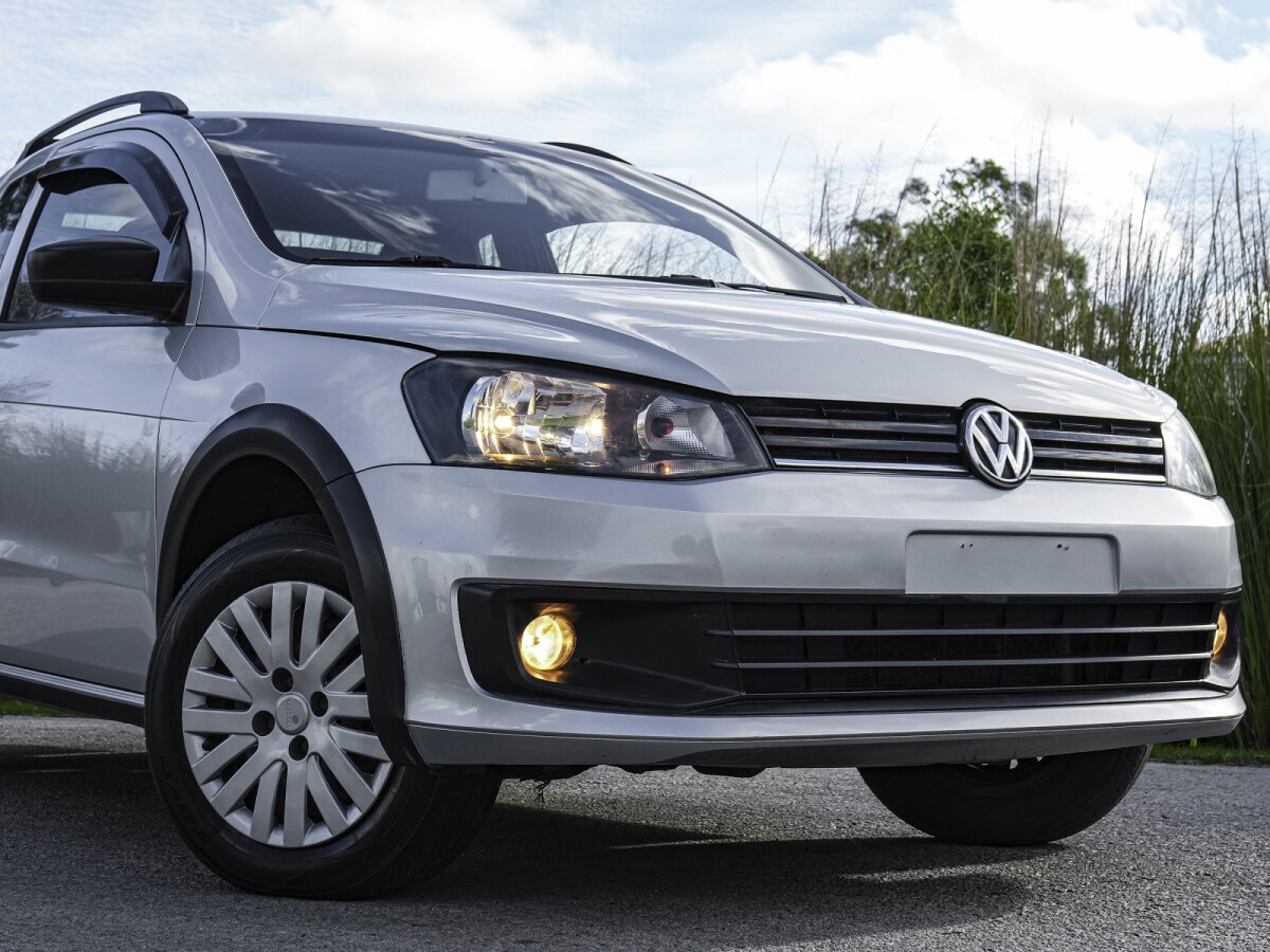 Volkswagen Saveiro G6 1.6 CE Extra Full| Permuta / Financia Volkswagen Saveiro G6 1.6 CE Extra Full| Permuta / Financia