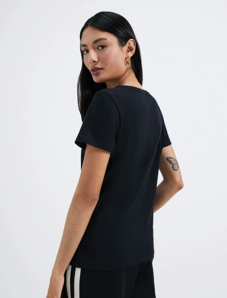 CAMISETA FEMENINA BÁSICA NEGRO