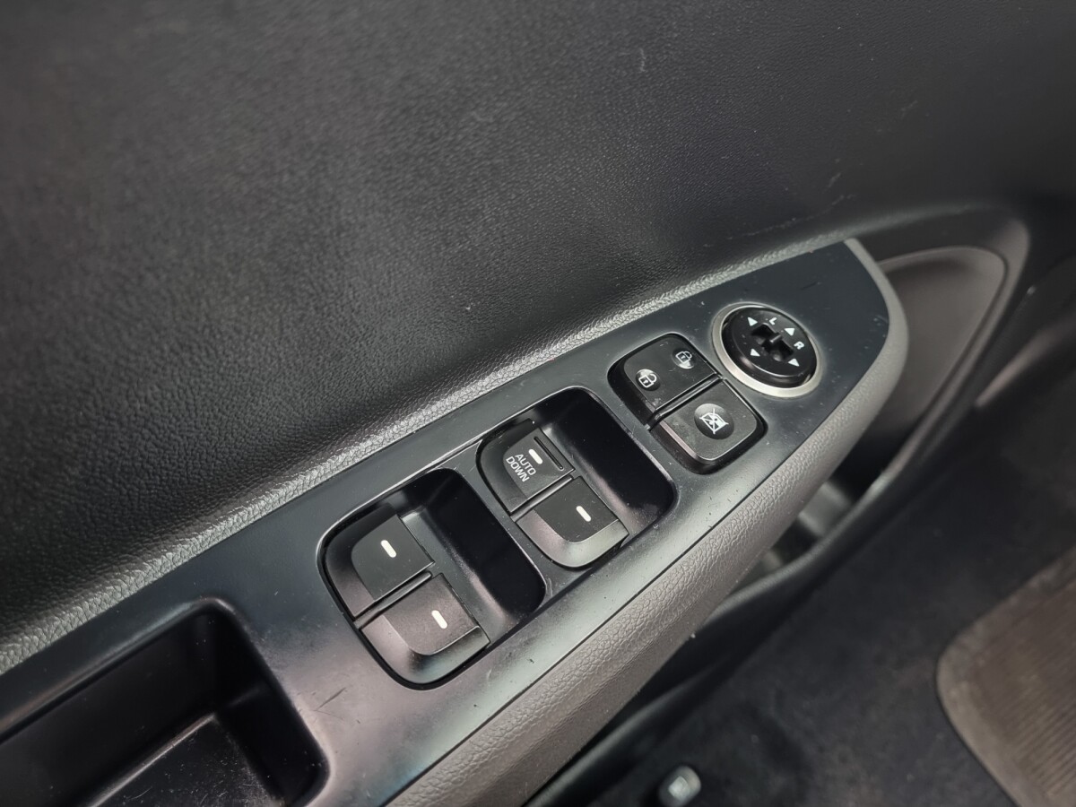 Hyundai Grand i10 GL 1.25 Extra Full| Permuta / Financia Hyundai Grand i10 GL 1.25 Extra Full| Permuta / Financia