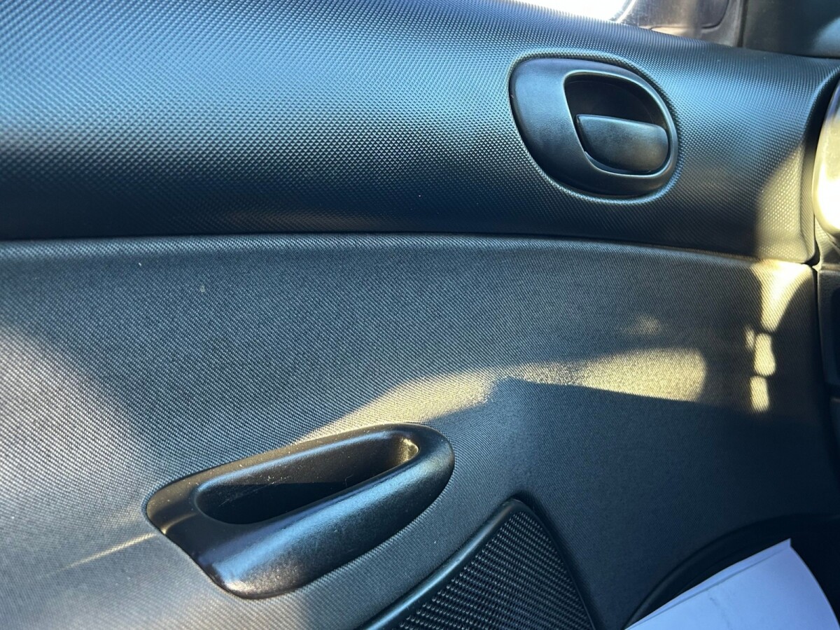 Peugeot 207 Compact One Line 1.4 | Permuta / Financia Peugeot 207 Compact One Line 1.4 | Permuta / Financia