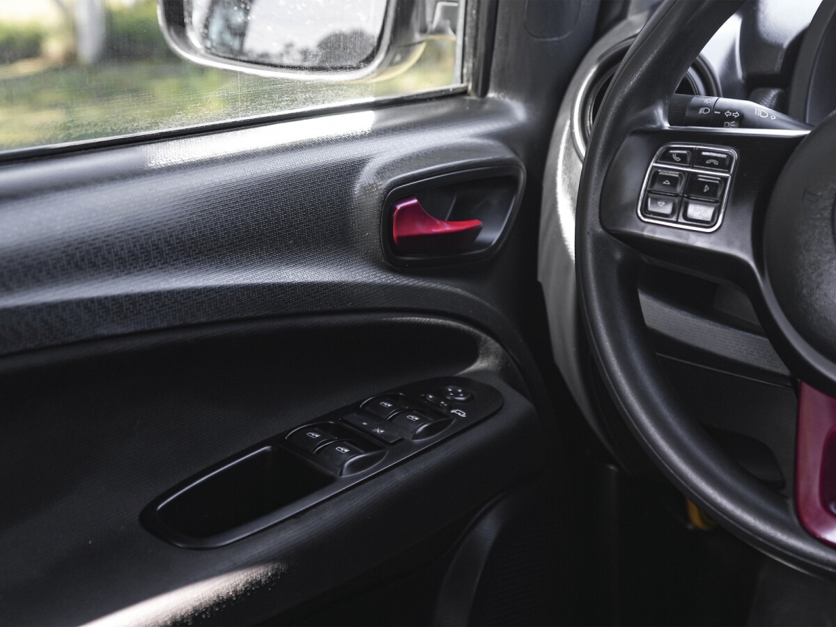 Fiat Uno Evo Sporting 1.4 Extra Full | Permuta / Financia Fiat Uno Evo Sporting 1.4 Extra Full | Permuta / Financia
